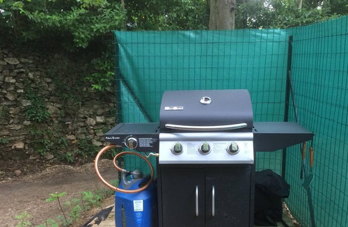 Jouy-en-Josas Apartment | Duplex, 32 m2, 1.6 km from CET. Private garden