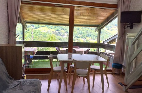 Cauterets Apartment | Duplex 4/6 pers - Terrace in a natural setting