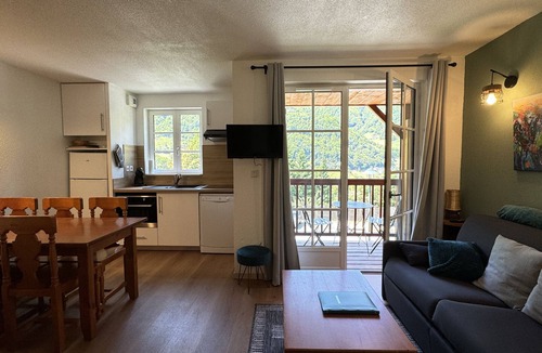 Cauterets Apartment | Duplex 40m2. Balcon. Parking. 5P