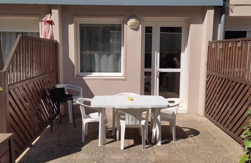 Saint-Pair-sur-Mer Apartment | Duplex 47 m2 in wooded setting