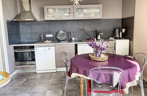 Jullouville Apartment | Duplex 50m from the beach & shops, private garden, parking available, no pets