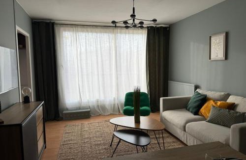 Evreux Apartment | Duplex 6 pers moderne et tout équipé avec terrasse