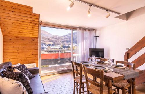 Saint-Lary-Soulan Apartment | Duplex 6 personnes, quartier thermal Saint-Lary, proche télécabine, calme, Pyrénées - FR-1-296-377
