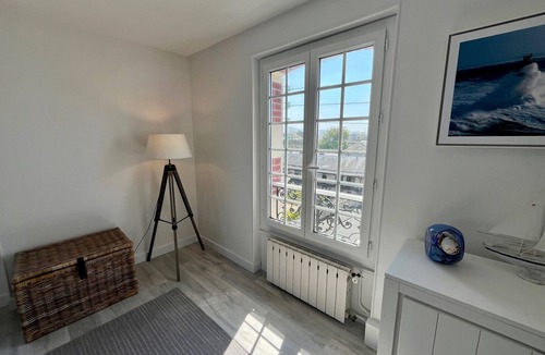 Cabourg Apartment | Duplex 80m2, 100m from the sea and 5mn walk from the center, typical cabourgeaise villa