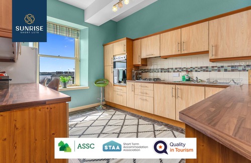 Dundee Apartment | Duplex Apartment - 5 Bedrooms