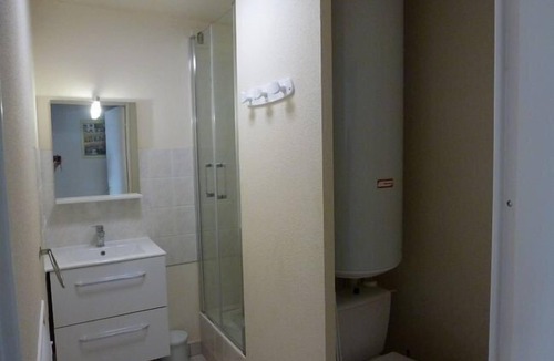 Kervoyal Apartment | Duplex apartment, feet in the water