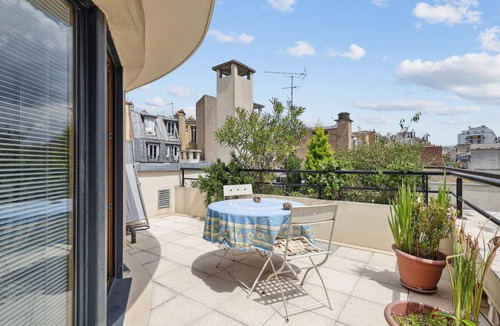 Saint-Lambert Apartment | Duplex apartment in Saint Lambert