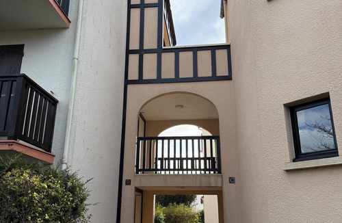 Le Home Apartment | DUPLEX APARTMENT LE HOME VARAVILLE