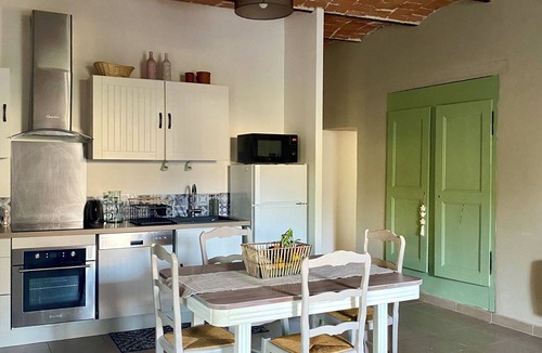 Grospierres Apartment | Duplex apartment with terrace 45m2 in bastide with enclosed garden 3-7 pers