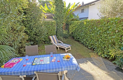 Ascona Apartment | Duplex apartment with covered terrace in a small residence in a quiet location