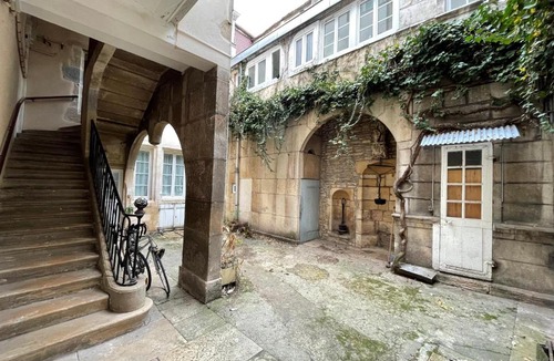 Old Town Apartment | Duplex au cœur de Dijon