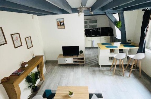Old Town Apartment | Duplex au cœur de Dijon