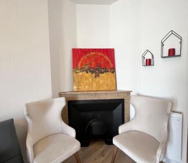 Pierre-Benite Apartment | Duplex avec terrasse à 15 min de Lyon