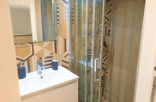 Gambetta Apartment | DUPLEX BALCON CENTRE MER 207