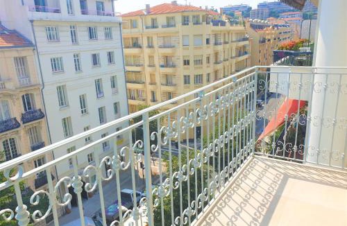 Gambetta Apartment | DUPLEX BALCON CENTRE MER 504