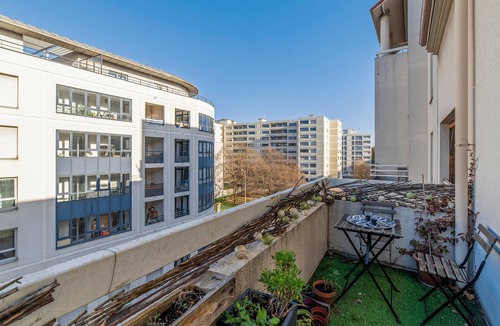 Yves Farge - Le Fleuve Apartment | Duplex Bandiera - Welkeys