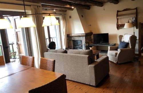 Bolvir Apartment | Duplex Bolvir con piscina y excelentes vistas