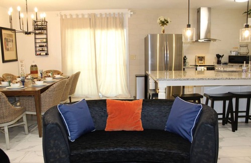 McDonough Apartment | [Duplex] Casa Maria Bonita