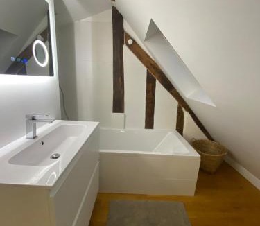 Saint-Louis Apartment | Duplex château de Versailles - 30 min de Paris