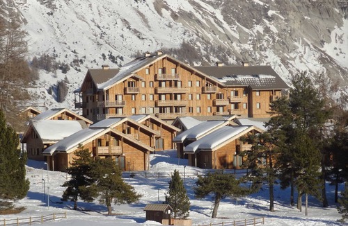 Saint-Etienne-en-Devoluy Ski Chalet | Duplex Chalet 8 Pers, Ski, Pets Allowed