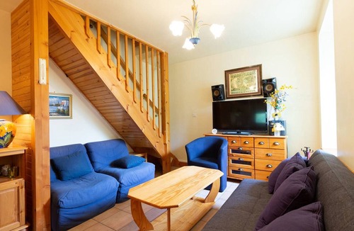 Loudervielle Ski Chalet | Duplex Chalet for 6 in Peaceful Peyragudes with Fireplace & Terrace