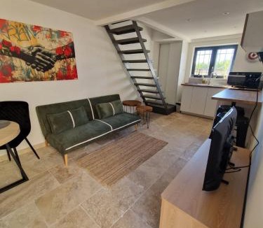 Vedene Villa | Duplex - Clim - Parking privé - Wifi - proche Avignon et parcs de Monteux - by CommeChezSoi