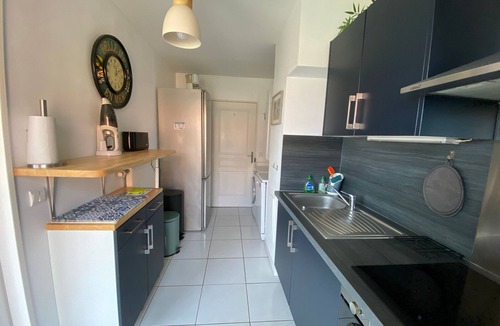 Arcachon Apartment | Duplex Comfortable Near St. Ferdinand Church with Private Parking