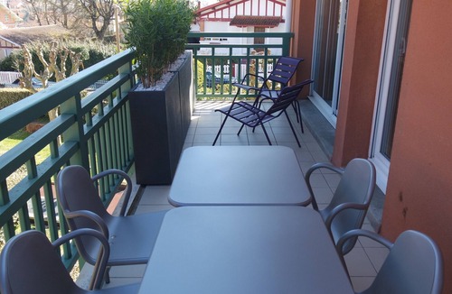 Arcachon Apartment | Duplex Comfortable Near St. Ferdinand Church with Private Parking