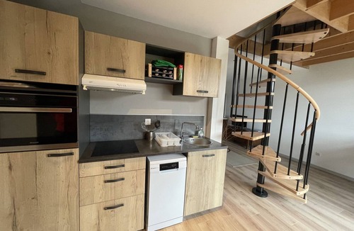 Albepierre-Bredons Apartment | Duplex confort Le Pré Marty