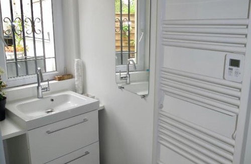 Leves Apartment | Duplex contemporain terrasse extérieure parking