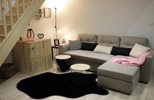 Caderousse Apartment | DUPLEX COSY Confort PISCINE