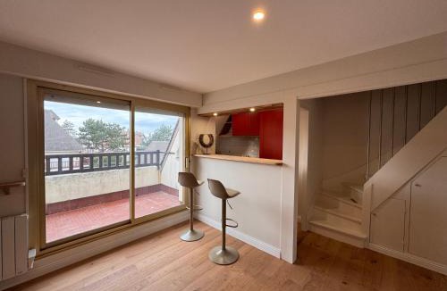 Benerville-sur-Mer Apartment | Duplex cozy avec balcon