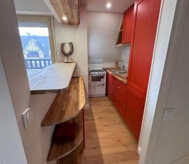 Benerville-sur-Mer Apartment | Duplex cozy avec balcon