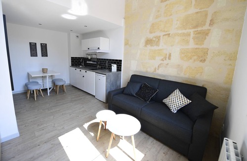 Bordeaux Sud Apartment | ★ DUPLEX ★ DESIGN ★ PARKING (optional) ★ SWEETHOMEBORDEAUX