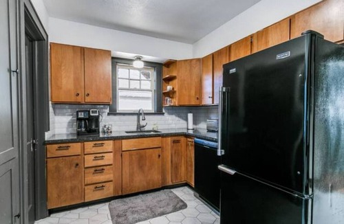 Crestwood Apartment | Duplex - Downstairs. near the Plaza District.n