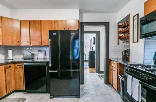 Crestwood Apartment | Duplex - Downstairs. near the Plaza District.n