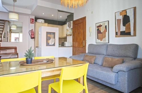 Gothic Quarter Apartment | Duplex en Las Ramblas: tu refugio en BCN