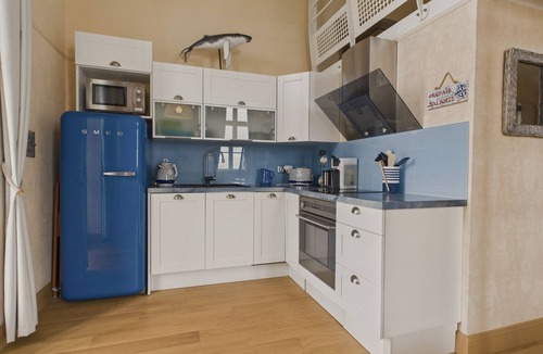 Le Croisic Apartment | Duplex for 4 with balcony and direct beach access