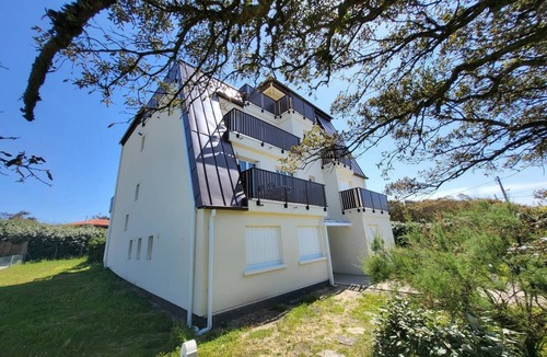 Soorts-Hossegor Apartment | Duplex for 5 persons between lake and ocean, facing Graviere beach