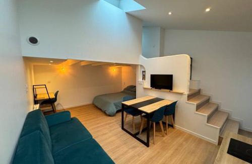 Centre ville - Urbanistes Apartment | Duplex Fougerais