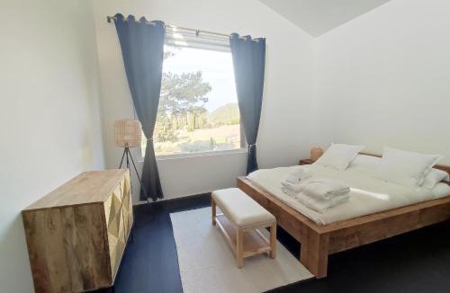 Montaren-et-Saint-Mediers Villa | Duplex avec piscine à 5 min d'Uzès