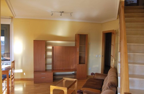 Leganes Apartment | DUPLEX FULL EQUIPE WIFI + Air Conditioning
