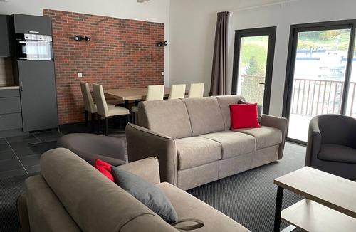 Eaux-Bonnes Apartment | Duplex in Gourette, 10 guests, Pool and Pets allowed