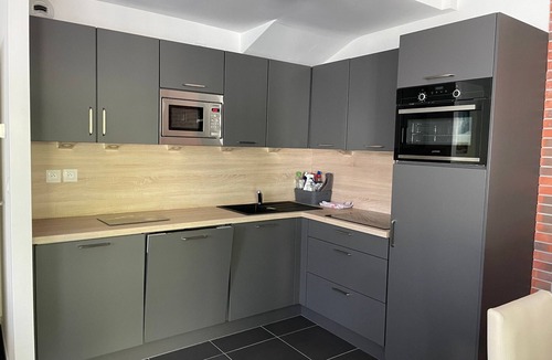 Eaux-Bonnes Apartment | Duplex in Gourette, 10 guests, Pool and Pets allowed