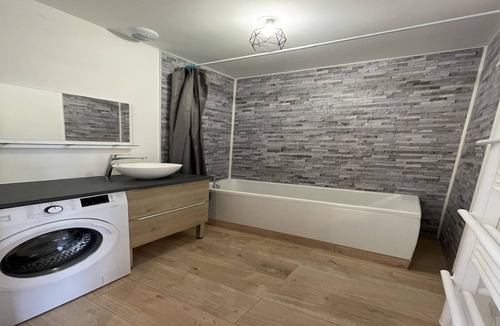 Noyen-sur-Sarthe Apartment | Duplex in Noyen-sur-Sarthe near Le Mans