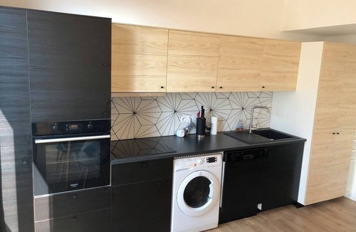 Villeveyrac Apartment | Duplex Jaden - 3 rooms - Air-conditioned 80sqm - 10min from the Beach