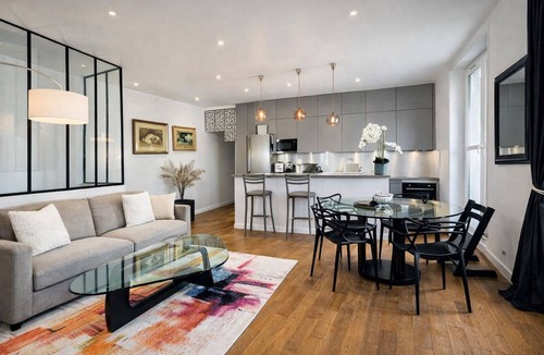 Arts-et-Metiers Apartment | Duplex Marais Square du Temple/Parking