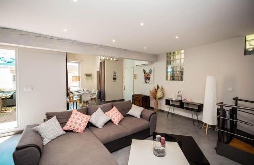 Anatole France Apartment | Duplex moderne centre Narbonne