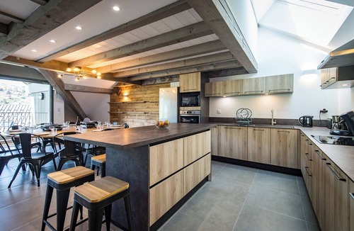 Albiez-le-Vieux Apartment | Duplex | Near Slopes | Balcony & Panoramic View