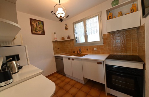 Port-Vendres Apartment | Duplex, near the city center, on the left port exit